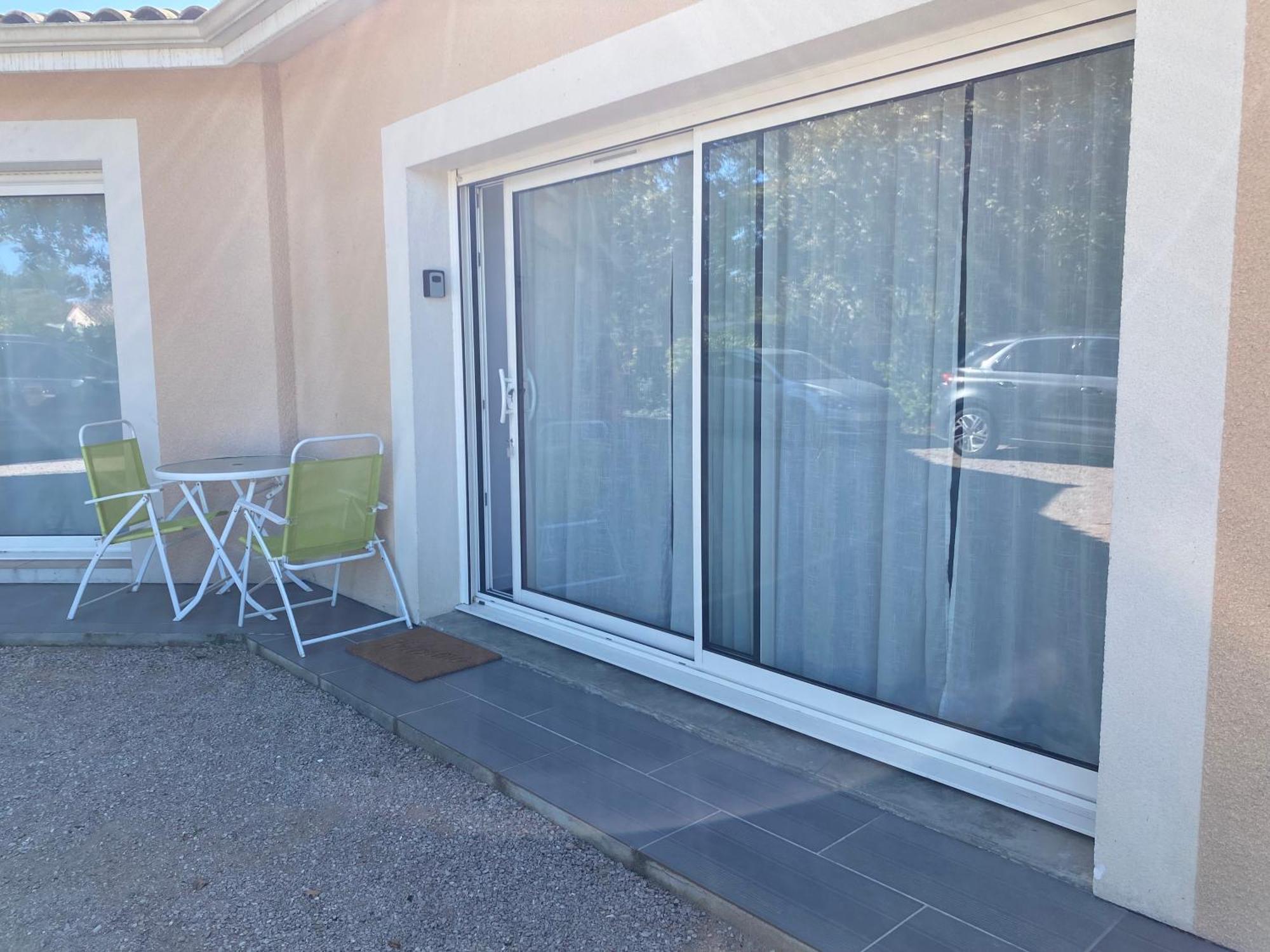 Studio Neuf Tout Equipe Castres-Gironde Экстерьер фото